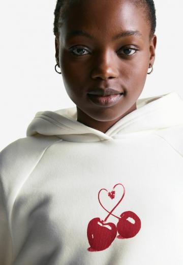 Пуловер с капюшоном