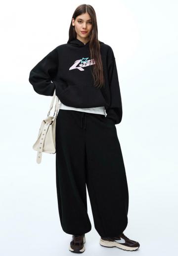 Пуловер с капюшоном