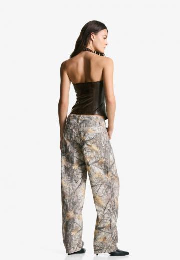 Блузка без рукавов