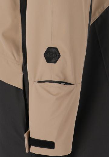 Сноубордическая куртка