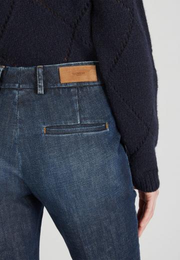 Клешеные брюки