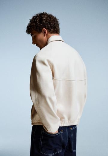 Зимняя куртка