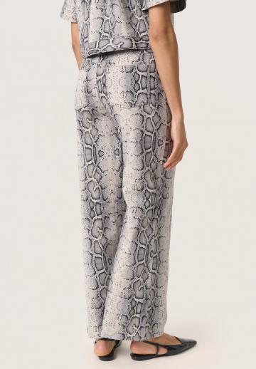 Широкие брюки