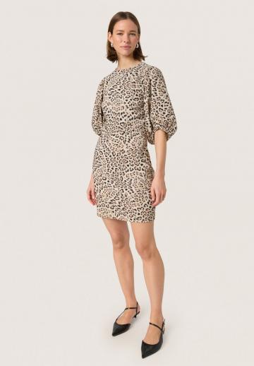 Короткое платье