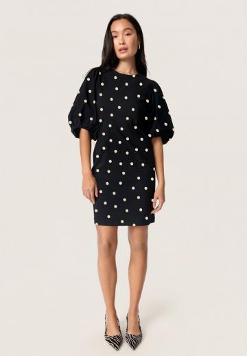 Короткое платье