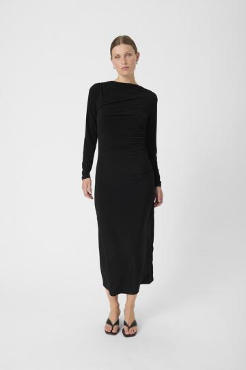 Платье футляр