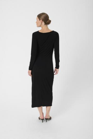 Платье футляр