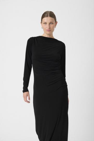 Платье футляр