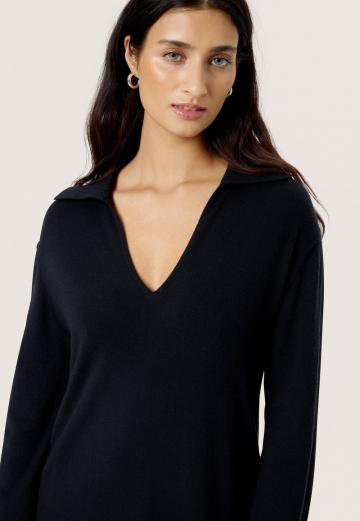 Вязаное платье