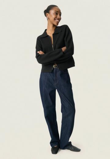 Вязаная кофта