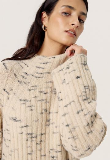 Вязаное платье