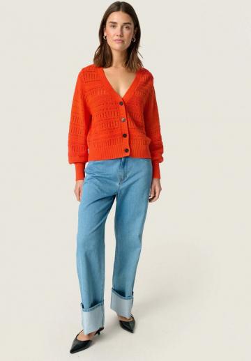 Вязаная кофта