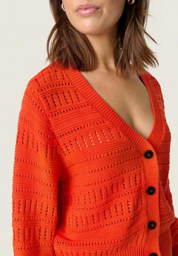 Вязаная кофта