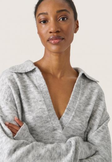 Длинный пуловер