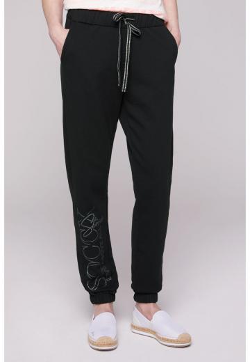 Спортивные штаны