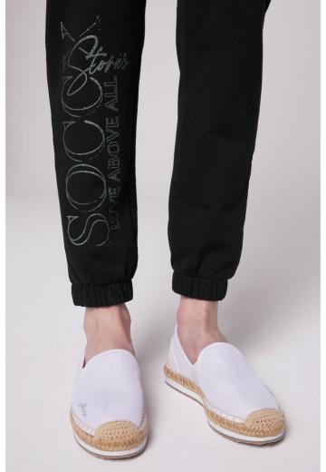 Спортивные штаны