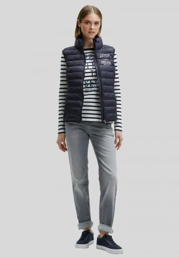 Стеганый жилет