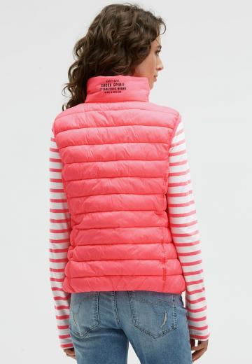 Стеганый жилет