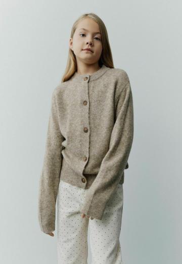 Вязаная кофта