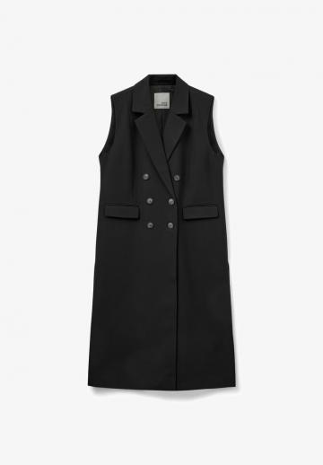 Длинный жилет