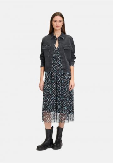 Джинсовая куртка