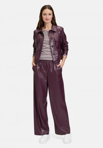 Короткая куртка