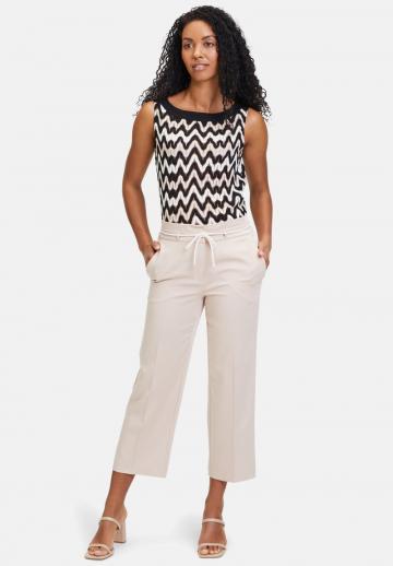 Пуловер без рукавов