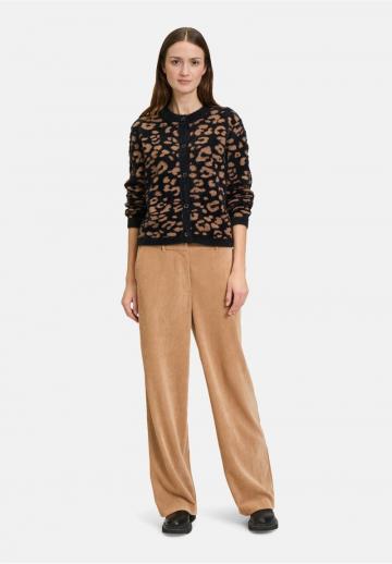 Жаккардовая вязаная кофта