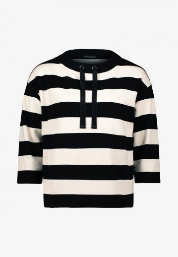 Пуловер с рукавом три четверти