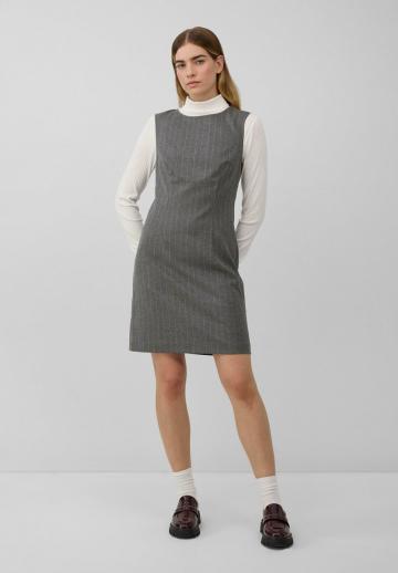 Короткое платье