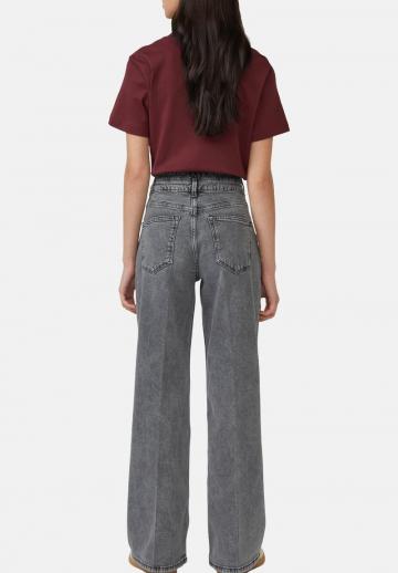 Свободные джинсы