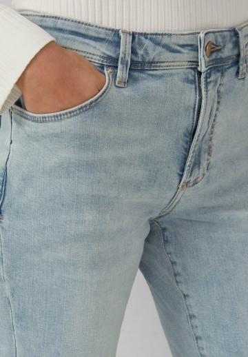 Клешеные брюки