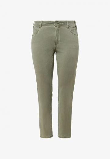 Узкие джинсы