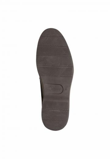 Ботинки на шнуровке