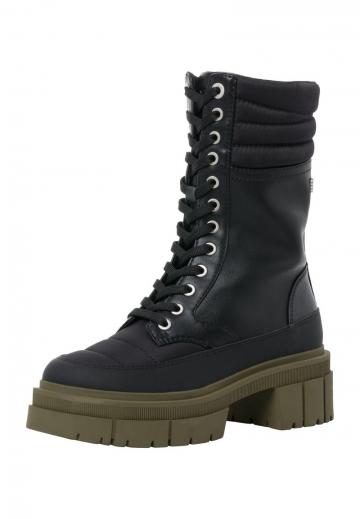 Ботинки на шнуровке