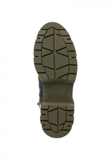 Ботинки на шнуровке