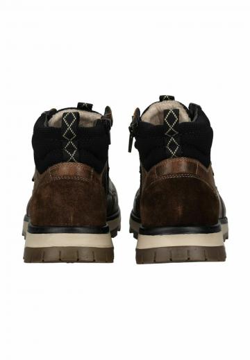 Ботинки на шнуровке