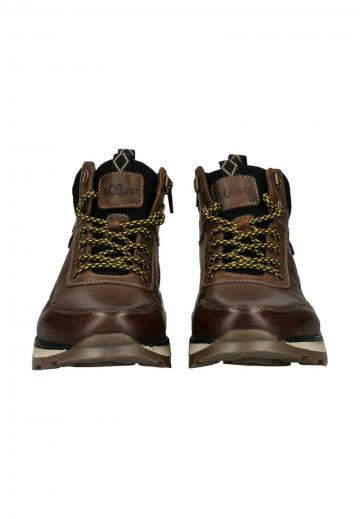 Ботинки на шнуровке