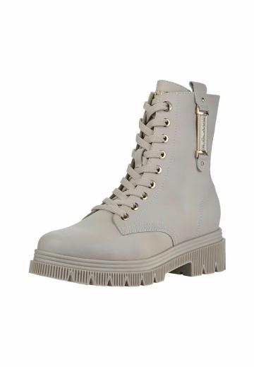 Ботинки на шнуровке