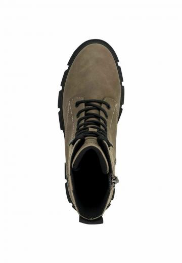 Ботинки на шнуровке