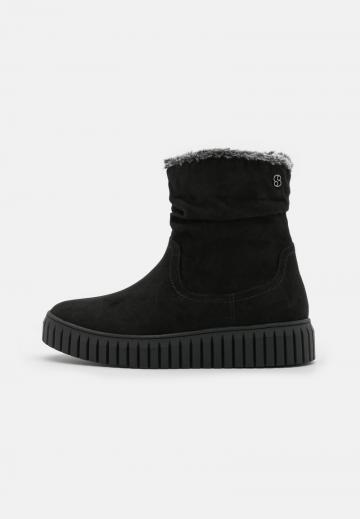 Зимние ботинки