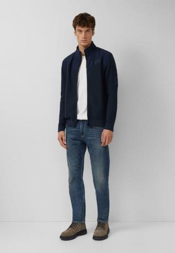 Вязаная кофта