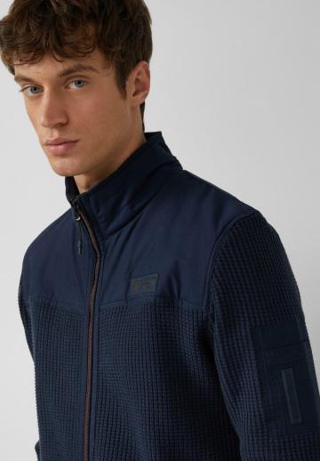 Вязаная кофта