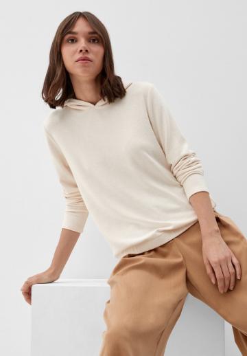 Пуловер с капюшоном