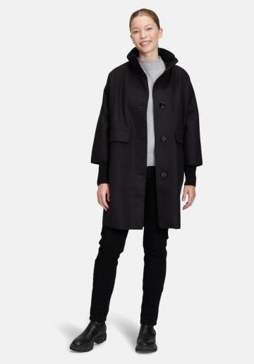 Короткое пальто