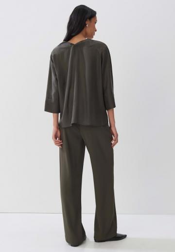 Атласная блузка
