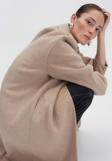 Шерстяное пальто