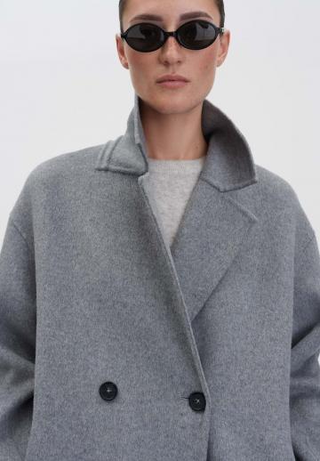 Шерстяное пальто