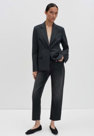 Короткие джинсы