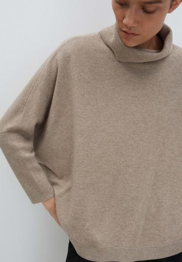 Пуловер с рукавом три четверти